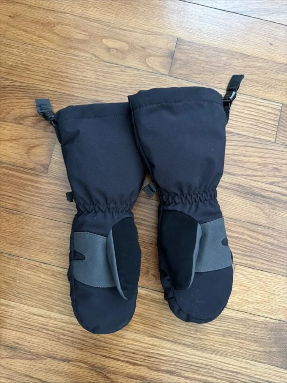 Marmot Winter Mittens Black Youth Size M (z5)